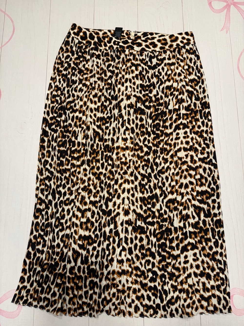 Express Leopard-Print Pleated Midi Skirt Size 4